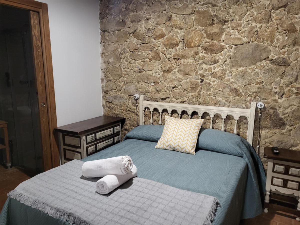 Hostal La Casa El Cura Madrigal de la Vera Exterior foto